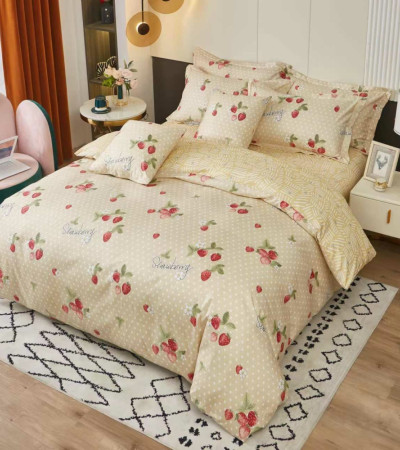 STRAWBERRY 7 PIECE CREPE BED COVER